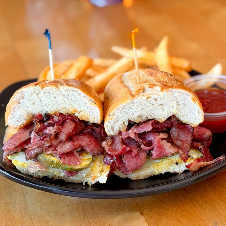 Pastrami Sandwich Delight